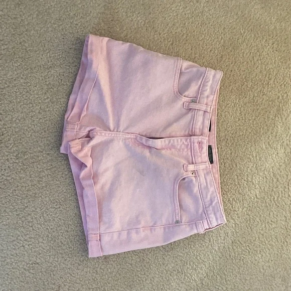 Pink shorts - Picture 1 of 2